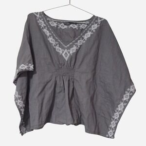 Prana Grey and white embroidered batwing boho blouse medium‎